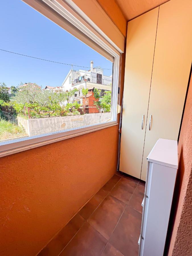 Holiday Star Apartment Трогир Экстерьер фото